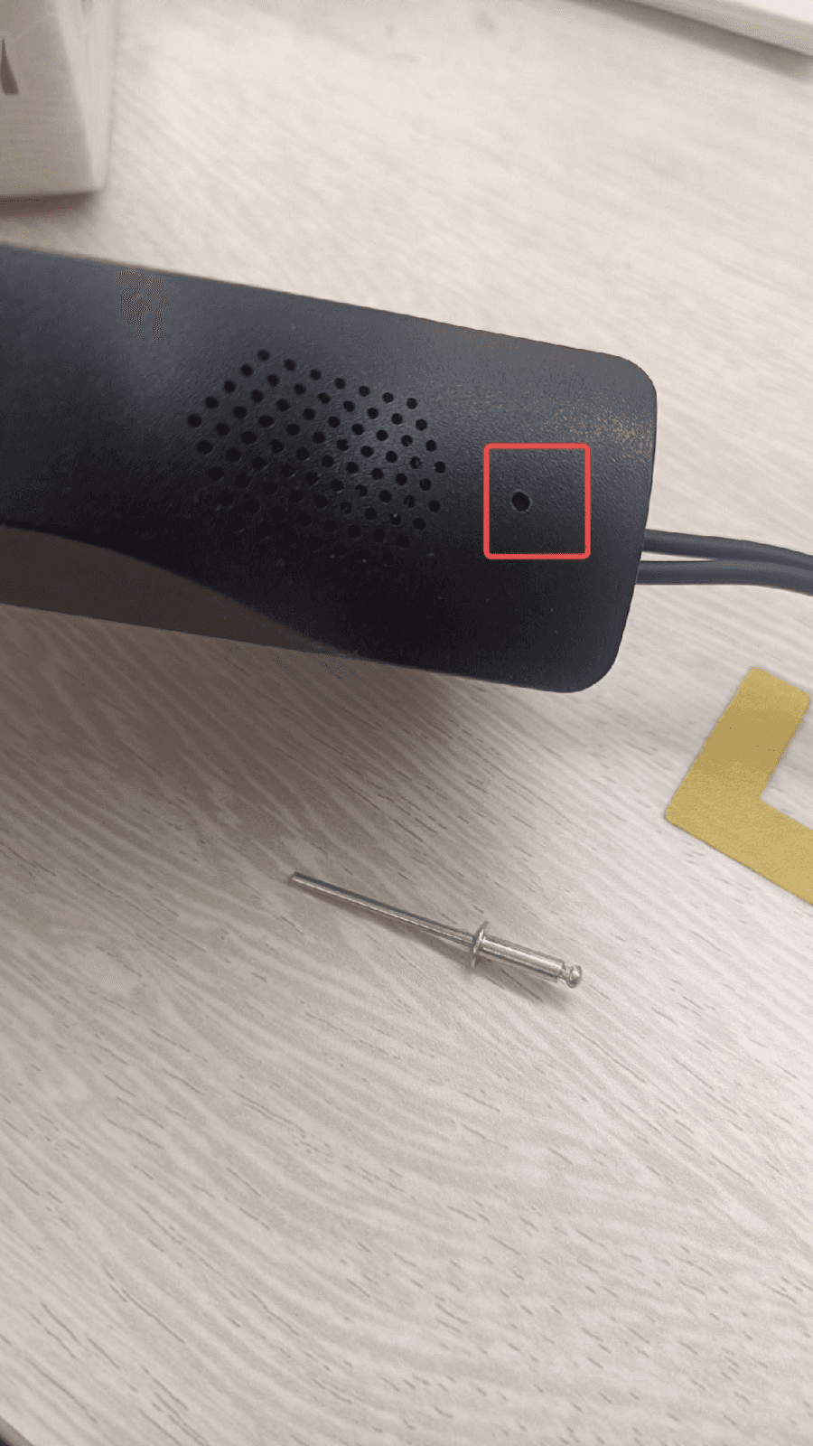 Pin tool and pin hole location