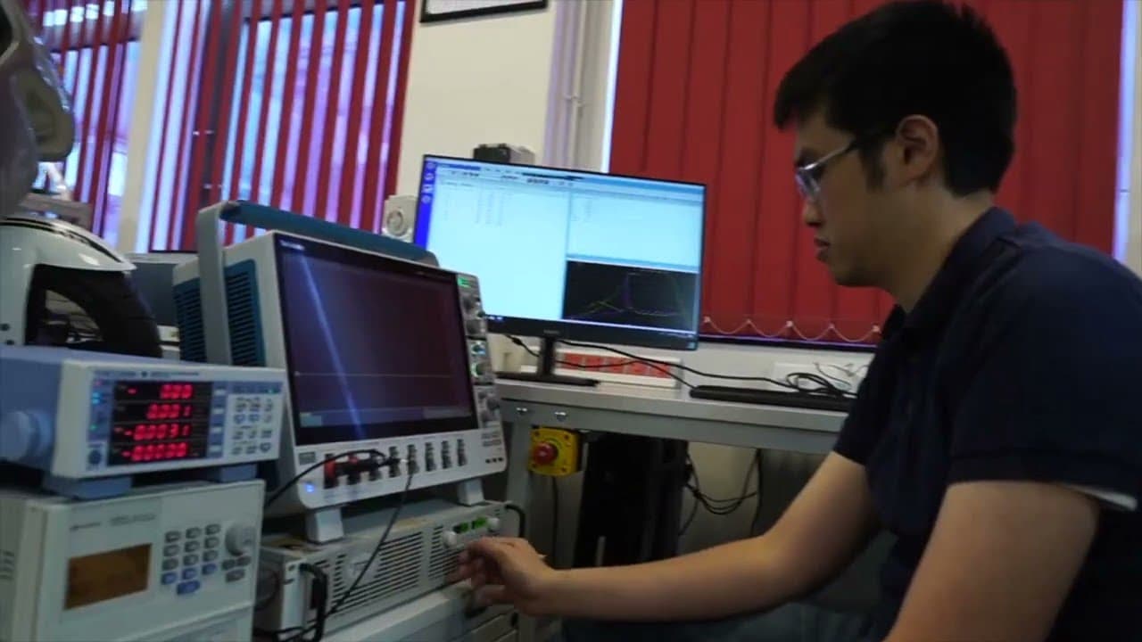 Bumblebee Power wireless charging pad