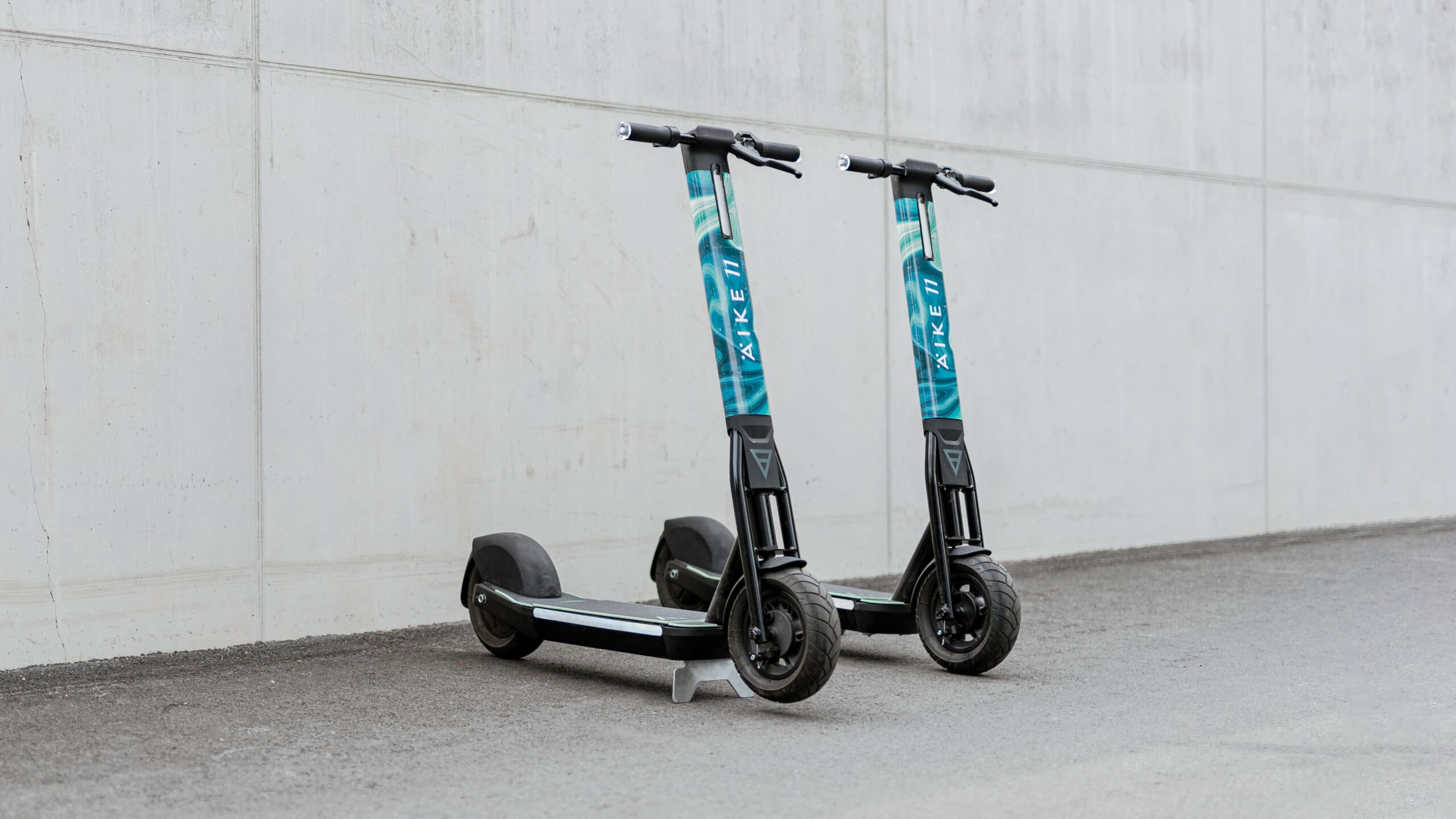 รike รike 11 - side profile view