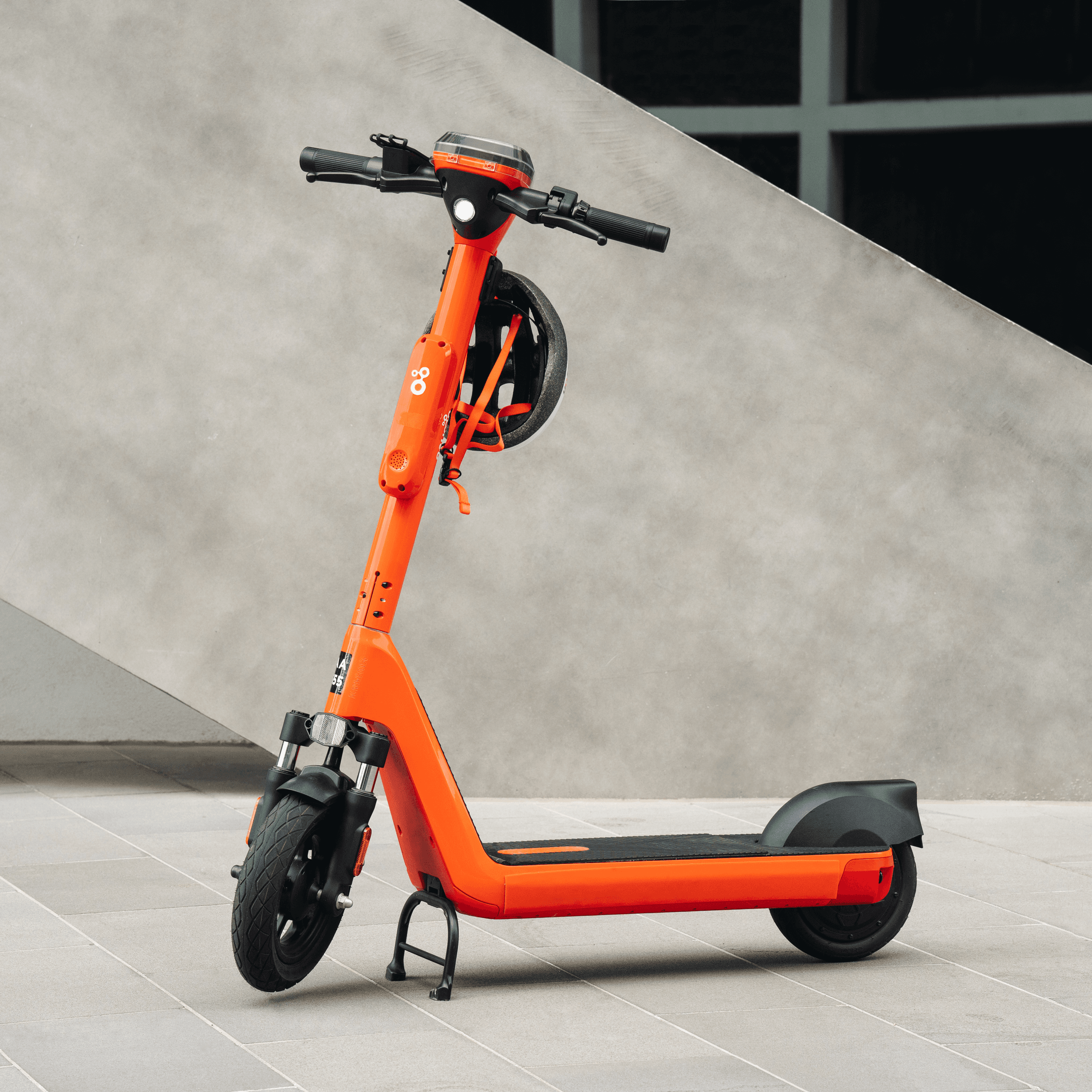 Neuron Mobility N4 - side profile view