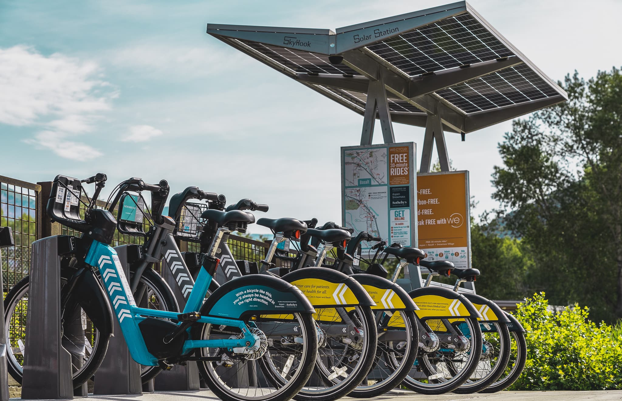 Skyhook Solar D6 Solar Charging Hub